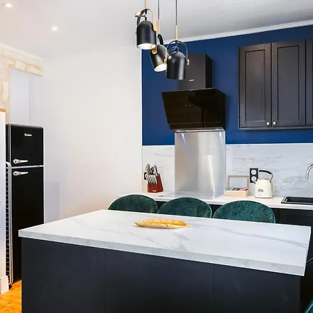 Апартаменты Le Baroque Rochelais Ла-Рошель